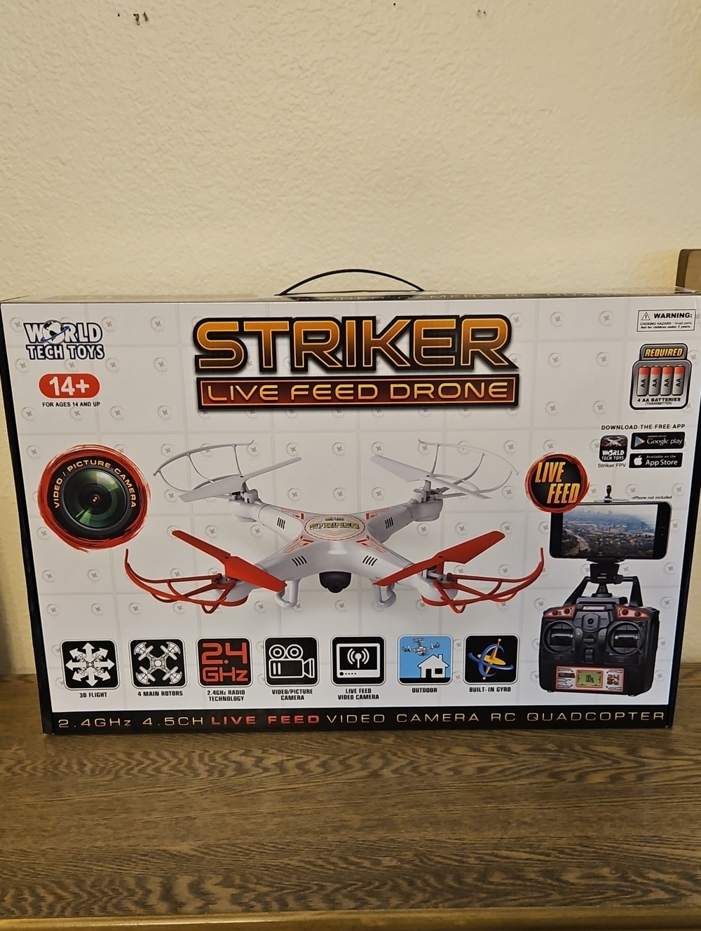 World Tech Toys Striker Live Feed Drone Quadrocopter White & Red